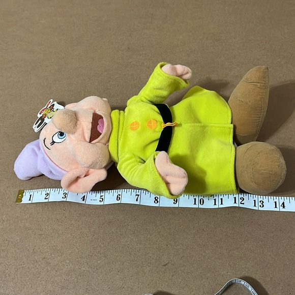 Disneyland Snow White Dopey Plush - Picture 8 of 8